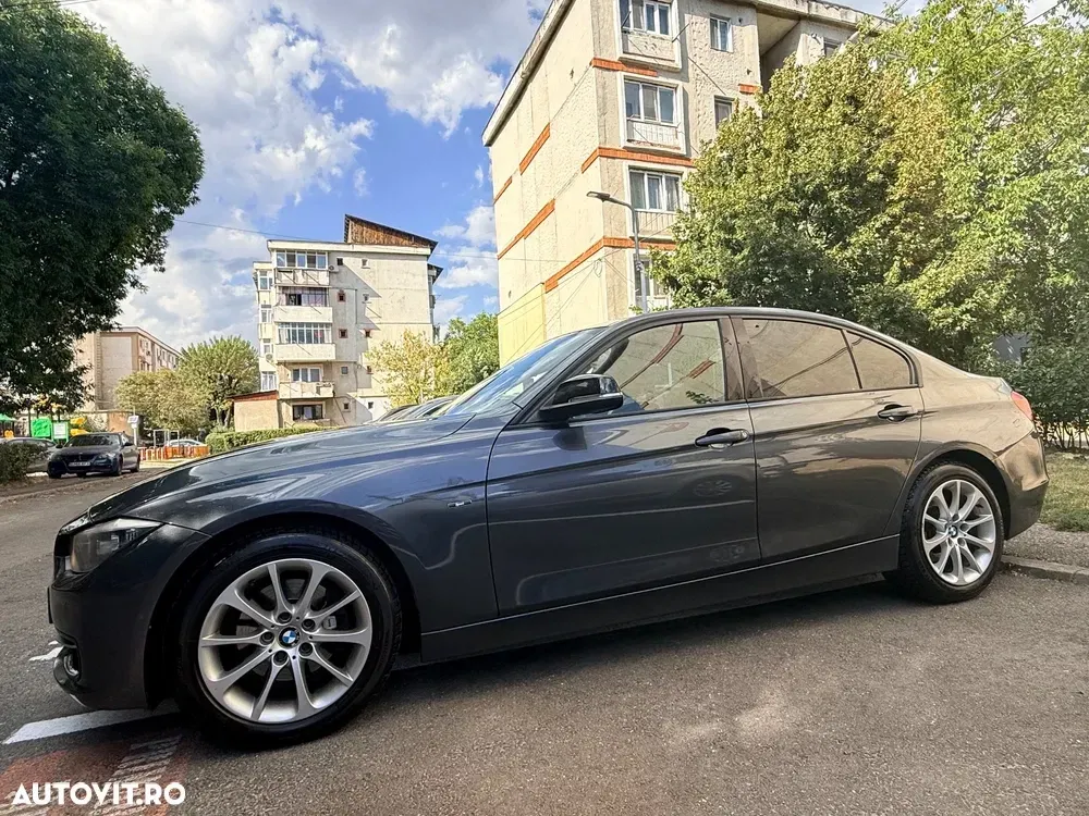 BMW Seria 3 F30/F31/F34 [2011 - 2019] — imagine 2