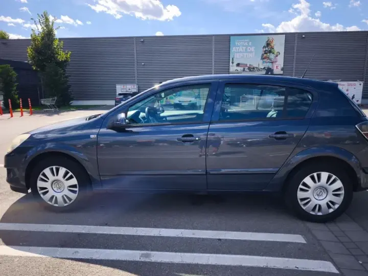 Opel Astra H