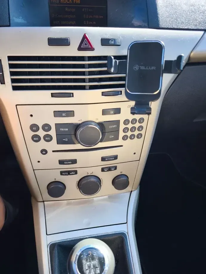 Opel Astra H — imagine 6