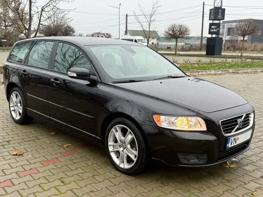Volvo V50 — imagine 2