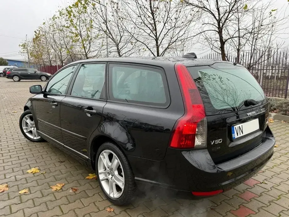 Volvo V50 — imagine 4