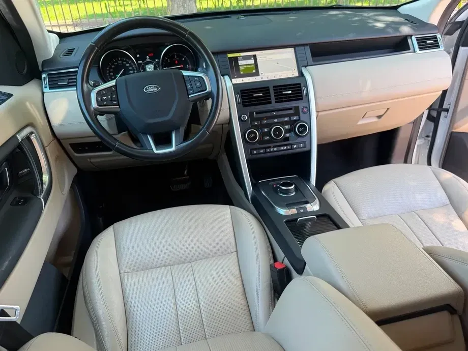 Land Rover Discovery Sport — imagine 6