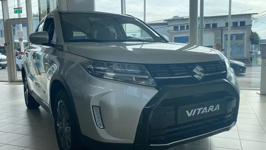 Suzuki Vitara 1.4 Boosterjet 6MT MHEV Cool — imagine 4