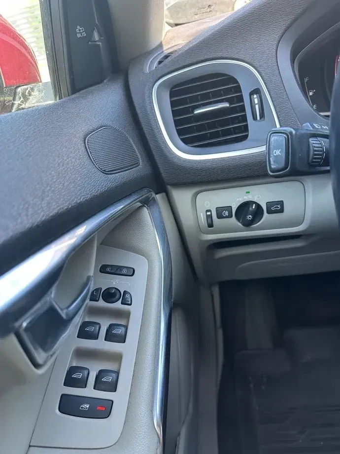 Volvo V40 II D3 Aut. Basic — imagine 6