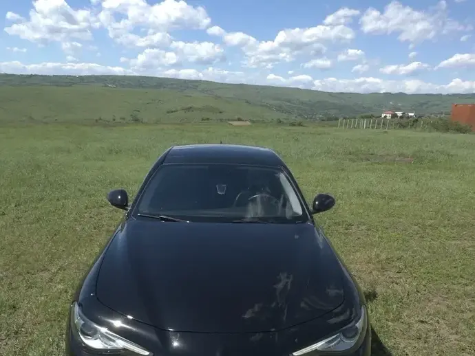 Alfa Romeo Giulia 2.0 Turbo AWD AT8 Veloce