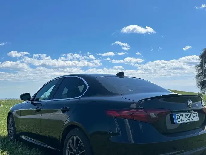 Alfa Romeo Giulia 2.0 Turbo AWD AT8 Veloce