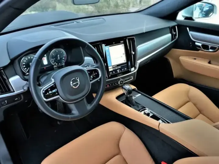 Volvo S90 D3 Momentum