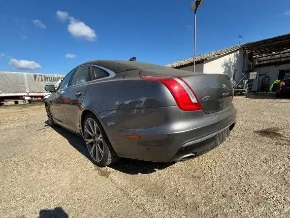 Jaguar XJ 30d Luxury