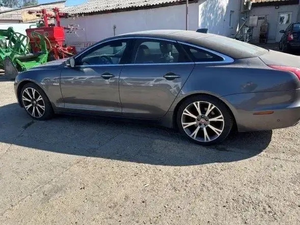 Jaguar XJ 30d Luxury
