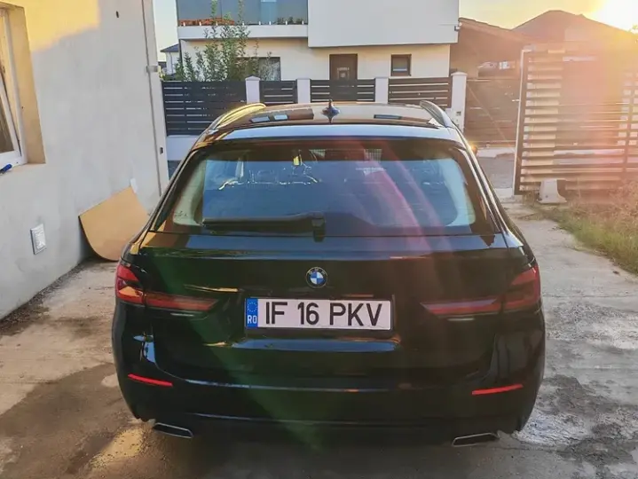 BMW Seria 5 G30/G31 [2017 - Prezent] 520d AT MHEV
