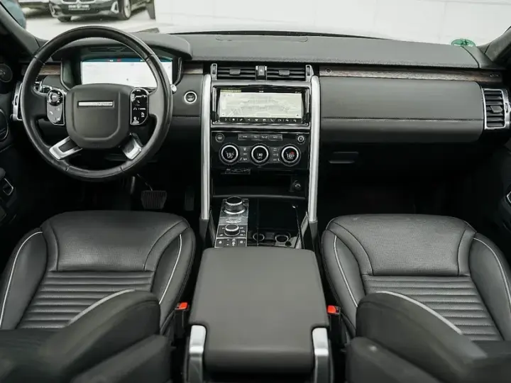 Land Rover Discovery 3.0 L SD6 HSE Luxury
