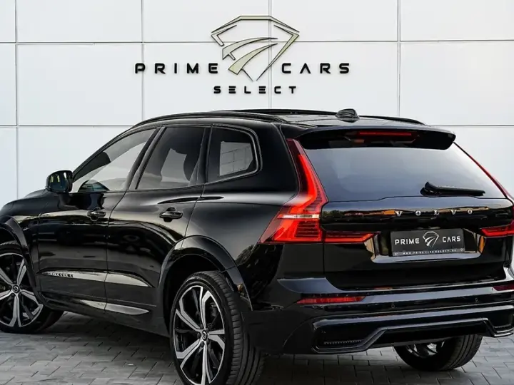 Volvo XC 60 B5 B AWD Ultimate Black Edition