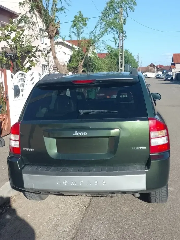 Jeep Compass — imagine 3