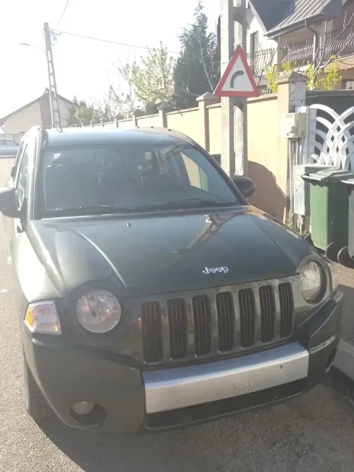 Jeep Compass — imagine 5