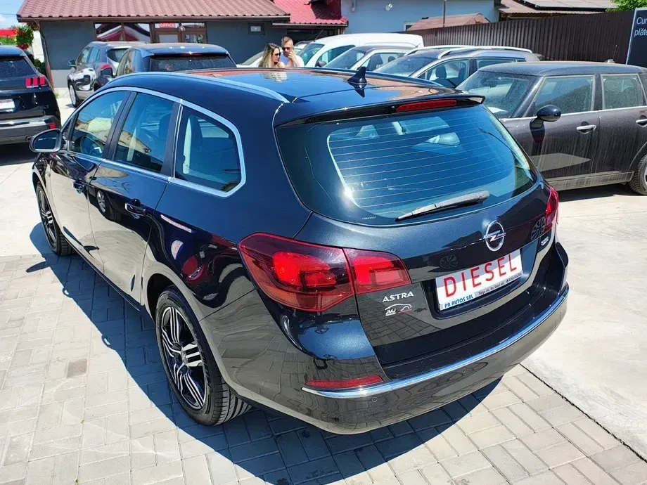 Opel Astra J 1.6 CDTI DPF ecoFLEX TourerStart/Stop Edition — imagine 2