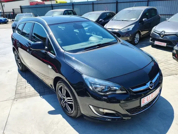 Opel Astra J 1.6 CDTI DPF ecoFLEX TourerStart/Stop Edition