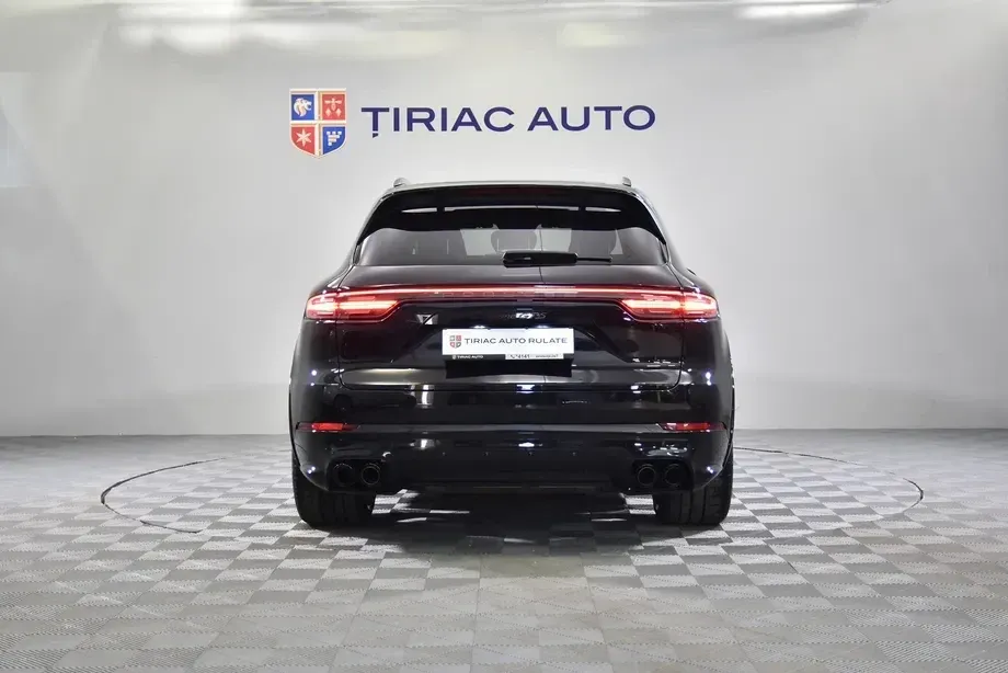 Porsche Cayenne — imagine 4