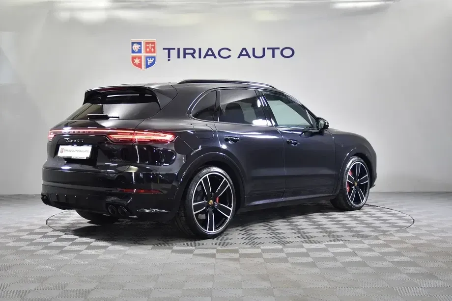 Porsche Cayenne — imagine 5