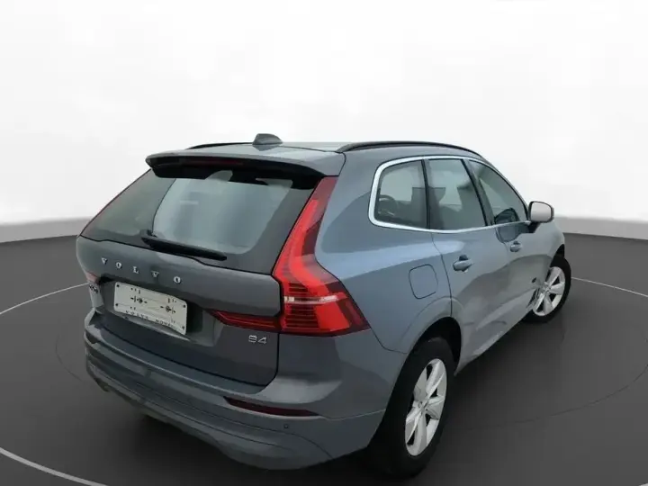 Volvo XC 60 II B4 MHEV Momentum Pro