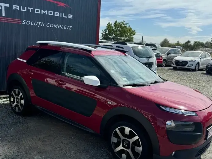 Citroën C4 Cactus Pure Tech 110 Stop&Start Shine Edition
