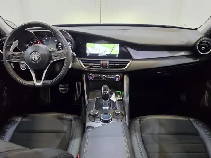 Alfa Romeo Giulia 2.2 JTDM Aut.