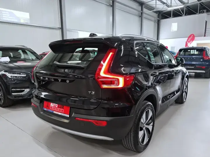 Volvo XC 40 T3 Momentum Pro