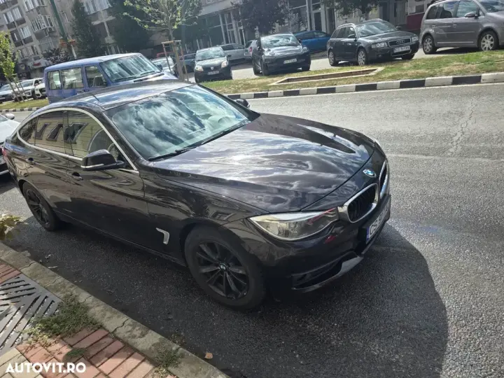 BMW Seria 3 318d