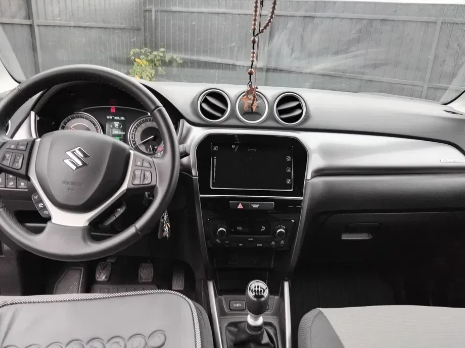 Suzuki Vitara III 1.4 Boosterjet AllGrip MHEV Passion — imagine 5