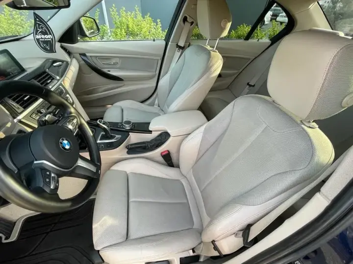 BMW Seria 3 F30/F31/F34 320d xDrive Aut.
