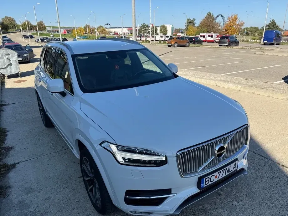Volvo XC 90 D5 AWD Inscription — imagine 4