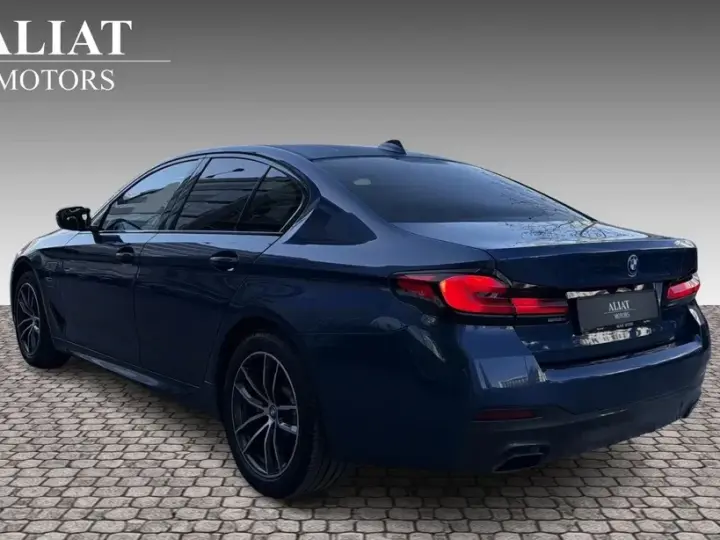 BMW Seria 5 G30/G31 530e xDrive Aut. M Sport Edition