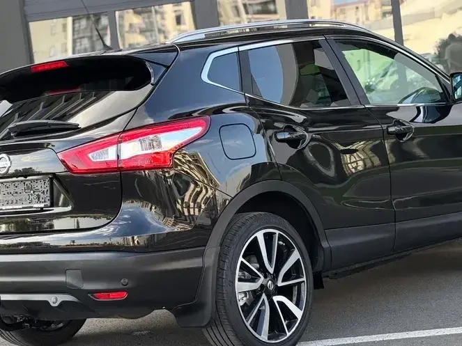 Nissan Qashqai II 1.2 DIG-T TEKNA+