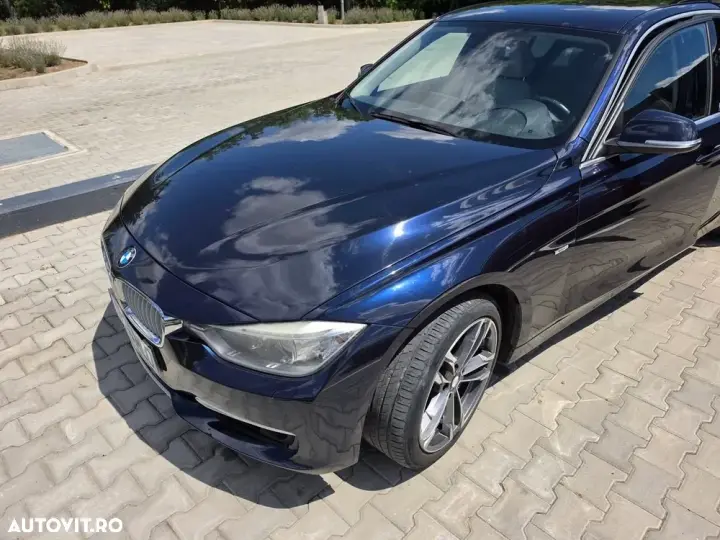 BMW Seria 3 F30/F31/F34 [2011 - 2019] 320i Aut. Modern Line