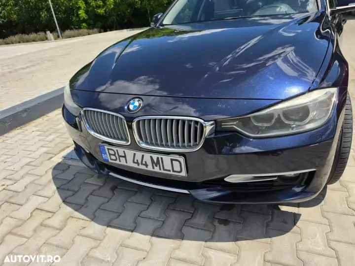 BMW Seria 3 F30/F31/F34 [2011 - 2019] 320i Aut. Modern Line