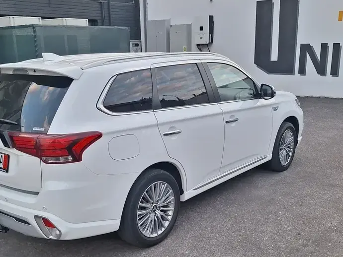 Mitsubishi Outlander IV 2.4 4WD