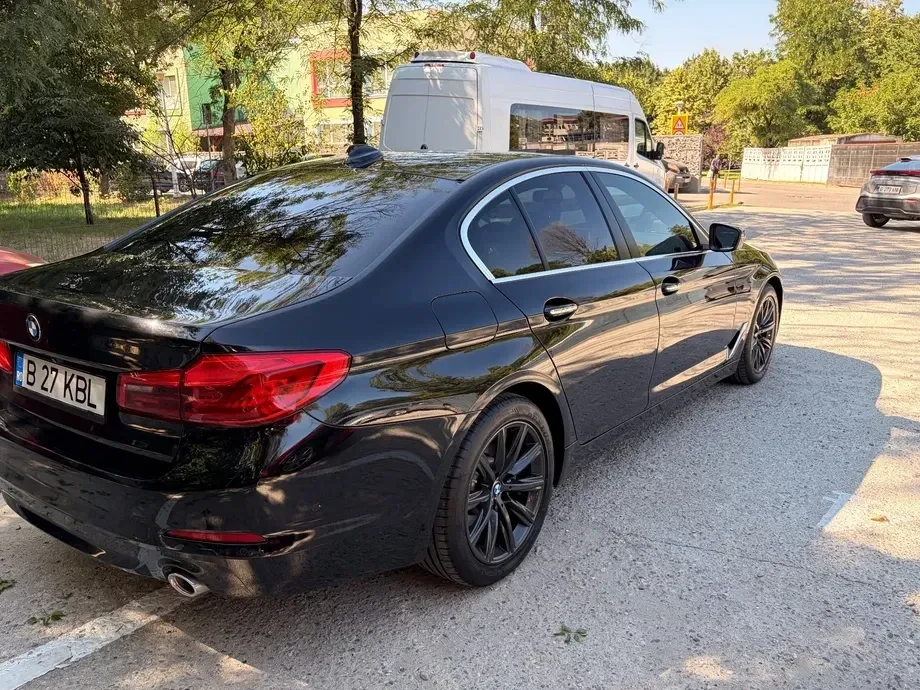 BMW Seria 5 G30/G31 520d EfficientDynamics Edition AT — imagine 3