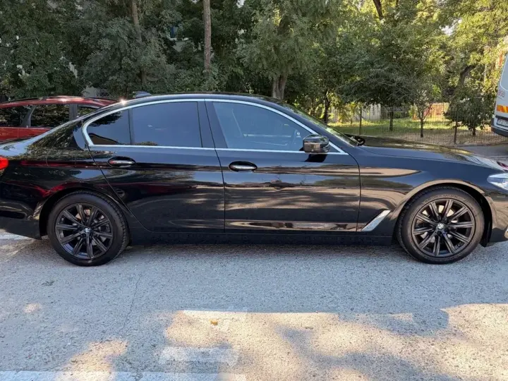 BMW Seria 5 G30/G31 520d EfficientDynamics Edition AT
