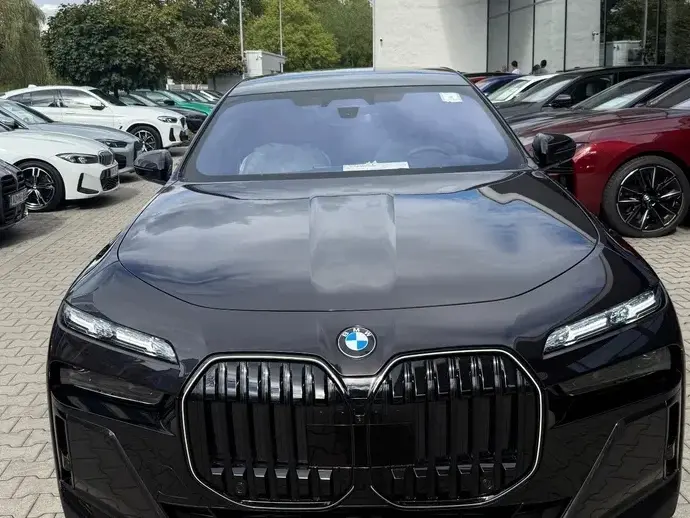 BMW Seria 7 740d xDrive MHEV