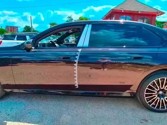 BMW Seria 7 740d xDrive MHEV
