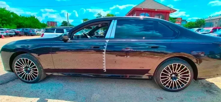 BMW Seria 7 740d xDrive MHEV — imagine 6