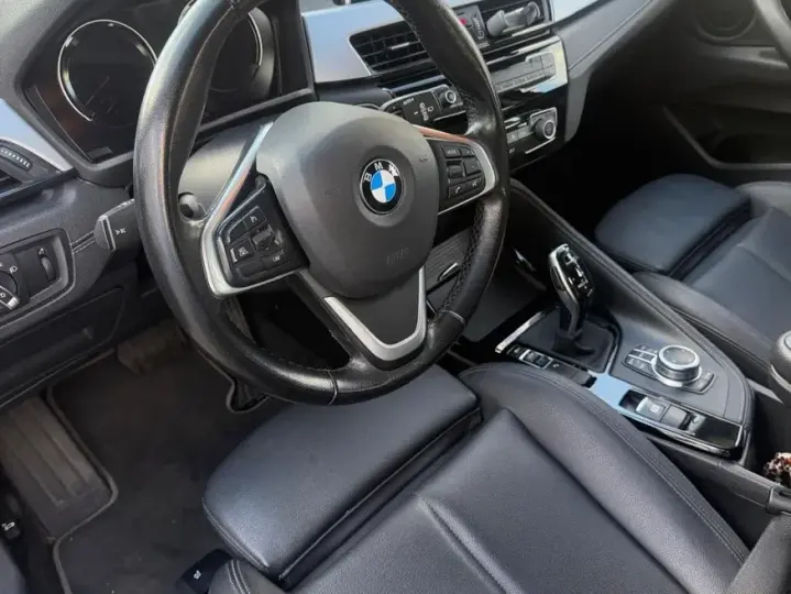 BMW X2 sDrive18d Aut.