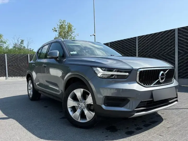 Volvo XC 40 D3 AWD Momentum