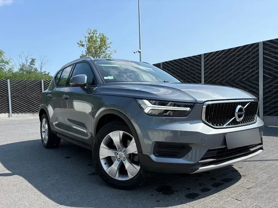 Volvo XC 40 D3 AWD Momentum — imagine 4