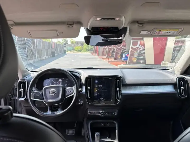 Volvo XC 40 D3 AWD Momentum