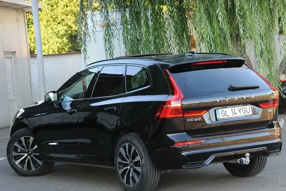 Volvo XC 60 II B4 MHEV AT8 AWD Inscription — imagine 3