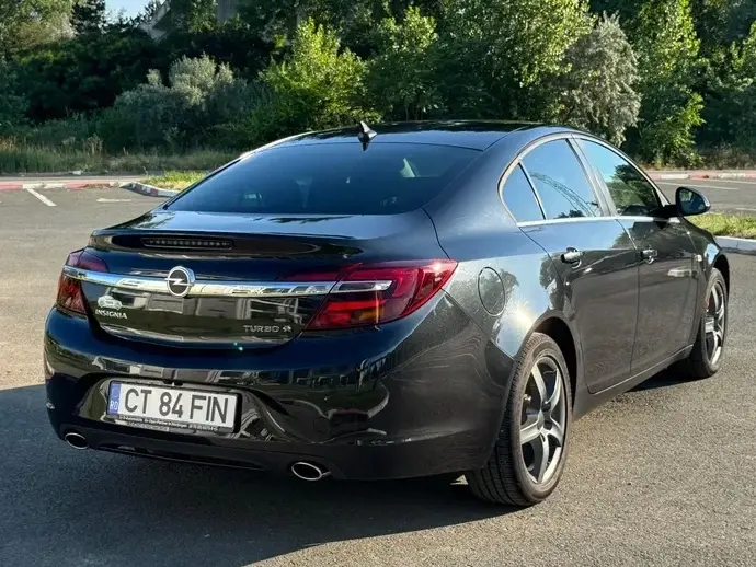 Opel Insignia A 2.0 Turbo ECOTEC 4X4 Sport Aut.