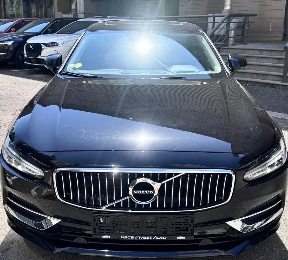 Volvo S90 D4 AWD Geartronic Inscription — imagine 2