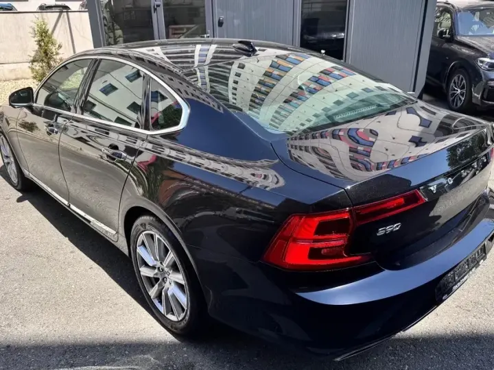 Volvo S90 D4 AWD Geartronic Inscription