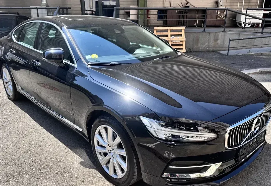 Volvo S90 D4 AWD Geartronic Inscription — imagine 3