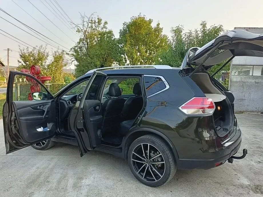 Nissan X-Trail III [2014 - Prezent[ 2.0D Start/Stop 4x4-i Tekna — imagine 3